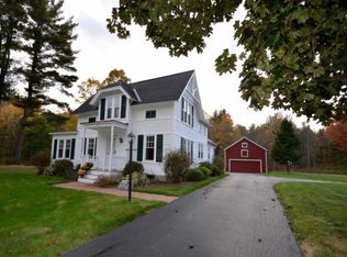 19 Middleline Rd, Ballston Lake, NY 12019