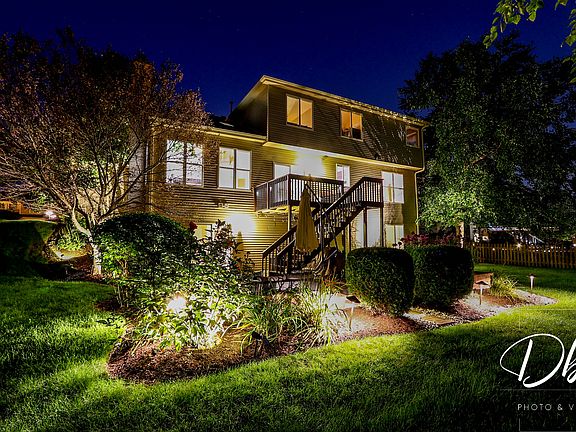 3rd image of 404 Middlebury Dr