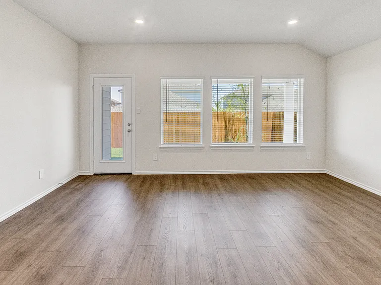 3421 Tomahawk Dr — Photo 16