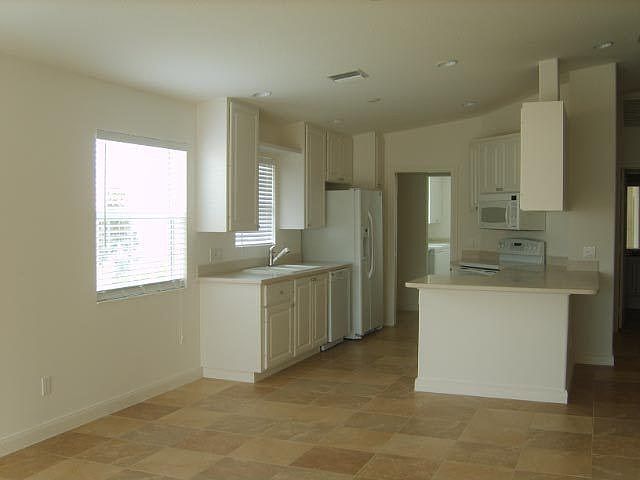 2nd image of 8132 Xenia Ln