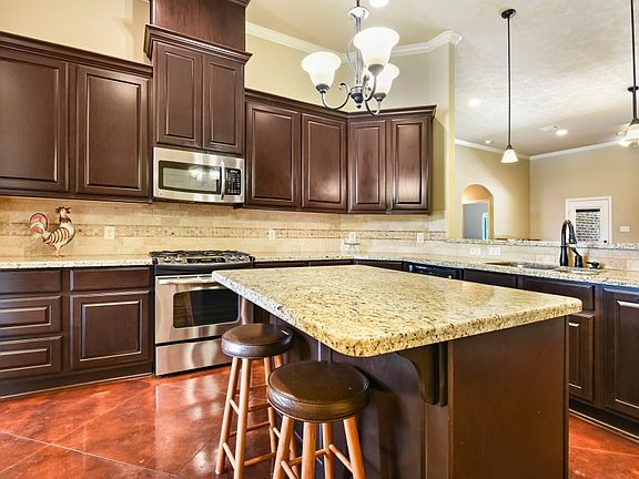 5th image of 1522 Hunter Creek Dr