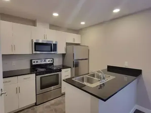 16315 96a Ave NW, Edmonton, AB