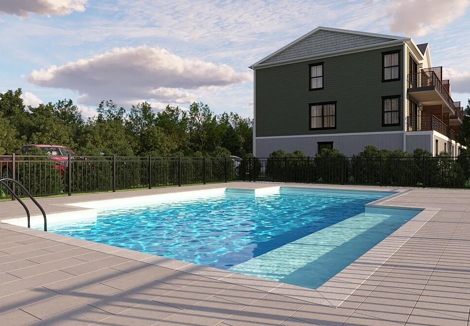 1st image of 17 Salt Point Drive #12