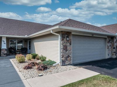 58 Crown Pointe Curv, Hudson, WI, 54016