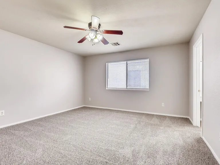 5424 Pepperpike Ave — Photo 11