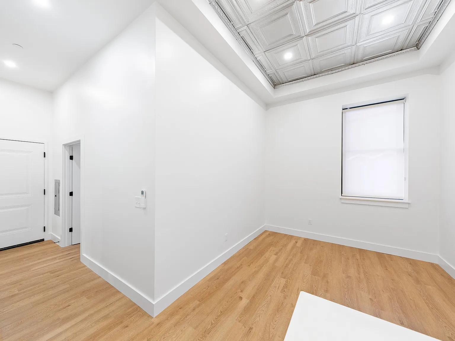 2 bed, 658 sqft, $2,450 — Photo 3