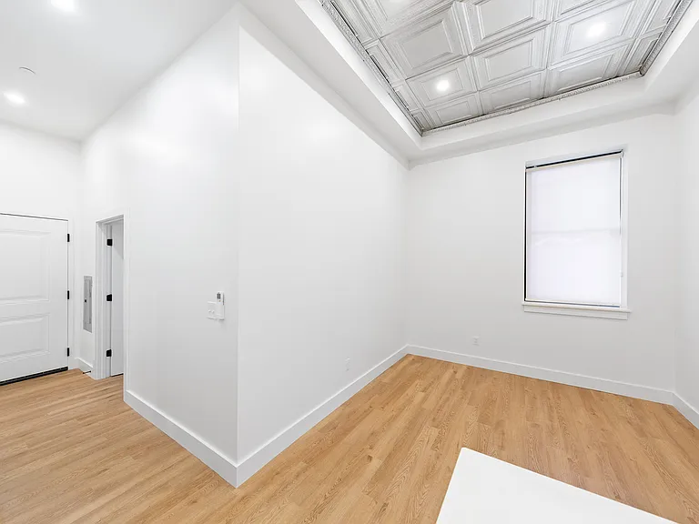 99 Richmond St #101 — Photo 3