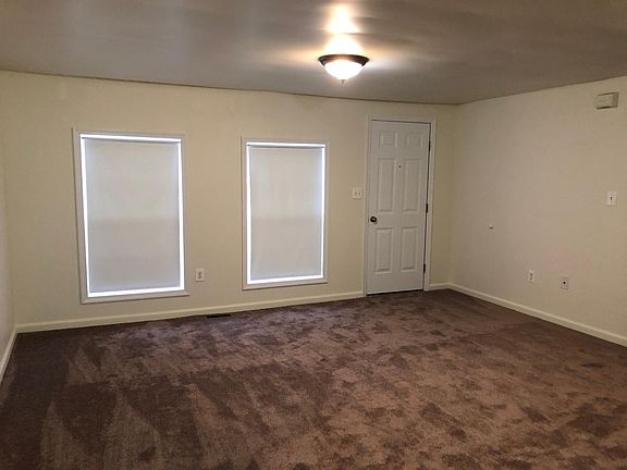 4th image of 45535 Hickory Hills Cir