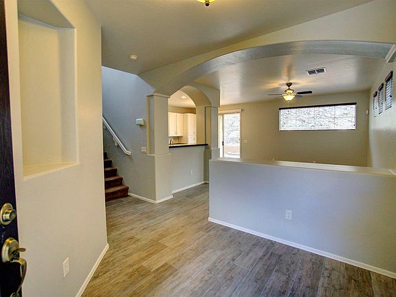 4th image of 507 W Mountain Sage Dr