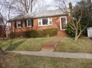 9917 Mayfield Dr, Bethesda, MD 20817