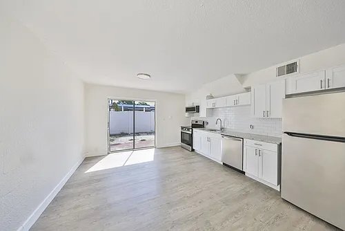 11960 133rd Ave N Photo 1