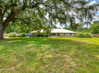 122 Raintree Woods Trl, Palatka, FL 32177
