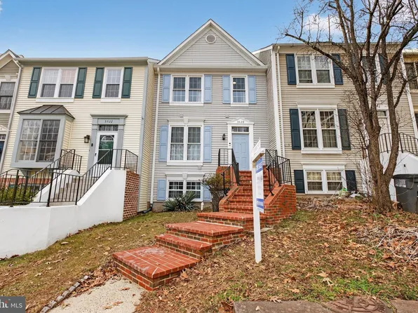 5920 Baron Kent Ln, Centreville, VA 20120