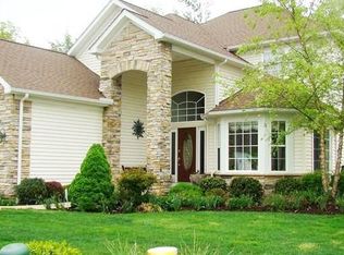 353 Burwick Rd, Highland Heights, OH 44143