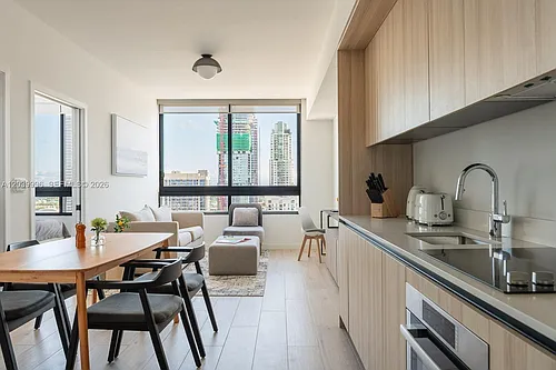 225 N Miami Ave #3203 Photo 1