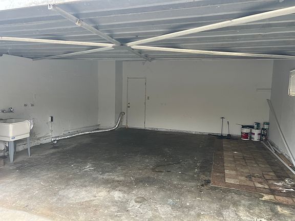 2 car garage