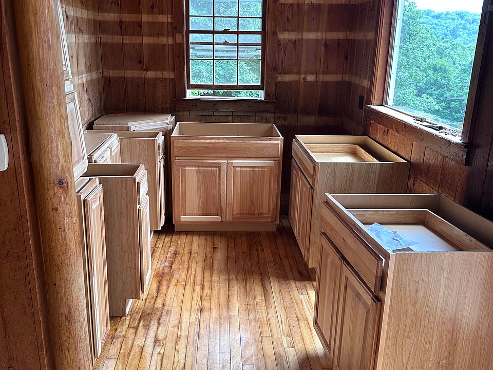 Cabinets in this week and appliances next