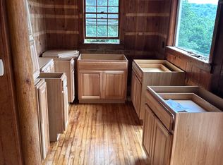 320 Indian Pond Rd, Orford, NH 03777