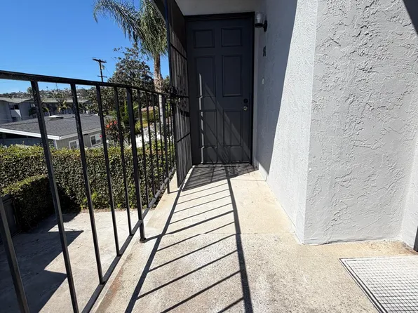 4481 Bond St, San Diego, CA 92109