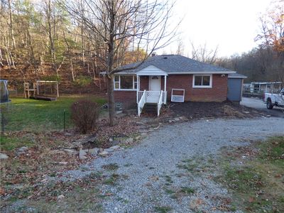 1391 Scrubgrass Rd, Carnegie, PA, 15106