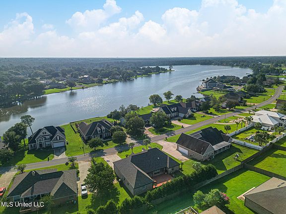 3rd image of 12487 Windance Dr