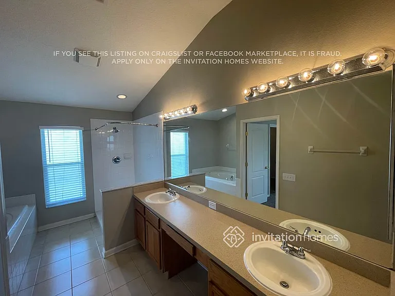 30237 Glenham Ct — Photo 13