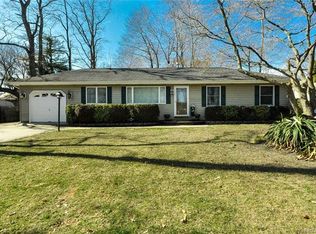 57 Sherman Ave, Bayville, NJ 08721