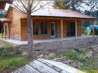 3 Paradise Cove Rd, Kettle Falls, WA 99141