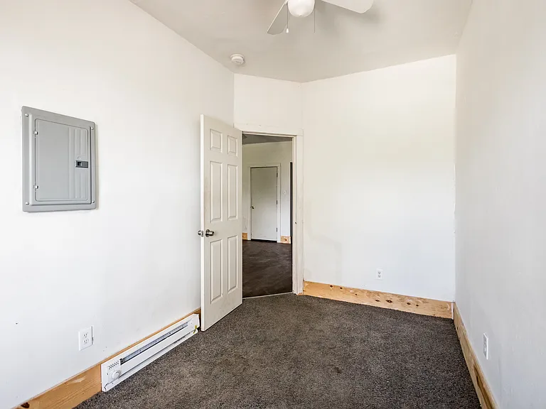 3323 Gratiot Ave #2B — Photo 8