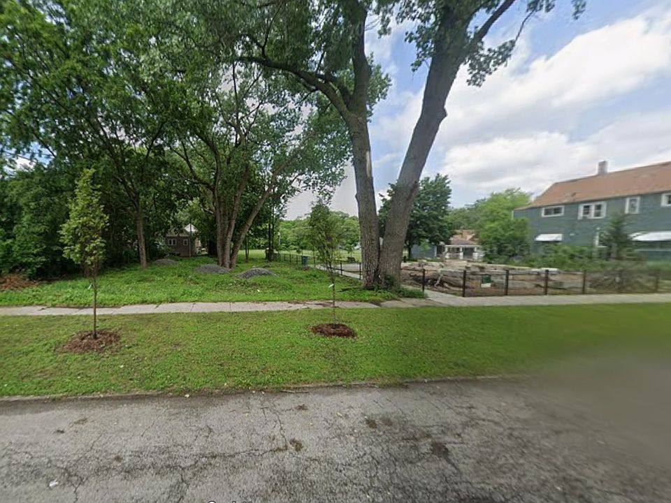 1st image of 10116 S Exchange Ave