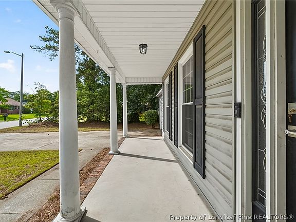 5th image of 3611 Thorndike Dr