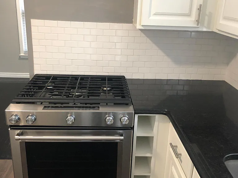 Range - stove