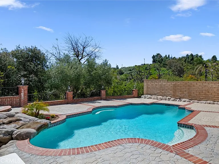 17830 Arvida Dr — Photo 41