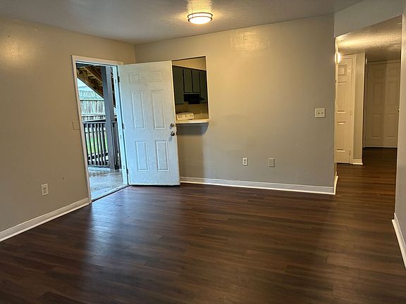 3rd image of 2702 W Kentucky St APT 1
