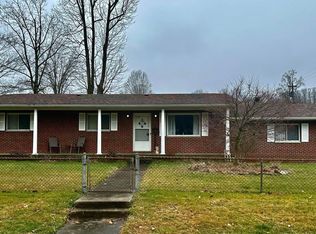 2662 Riverside Dr, Saint Albans, WV 25177
