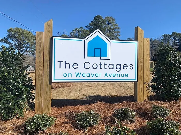3 bed, 2.0 bath, 1266 sqft, $2,173 — Photo 3