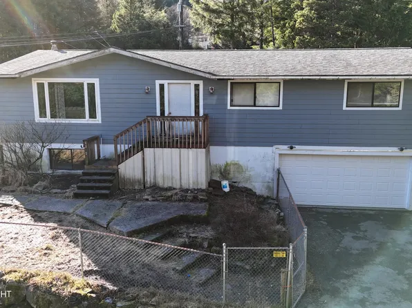 1307 Fairy Chasm Rd, Ketchikan, AK 99901