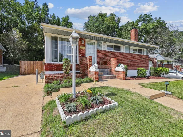 6417 Country Club Ct, Landover, MD 20785