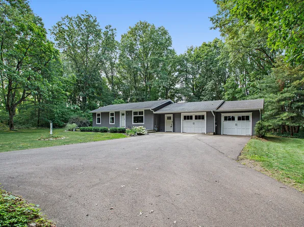 604 Miller Rd, Plainwell, MI 49080
