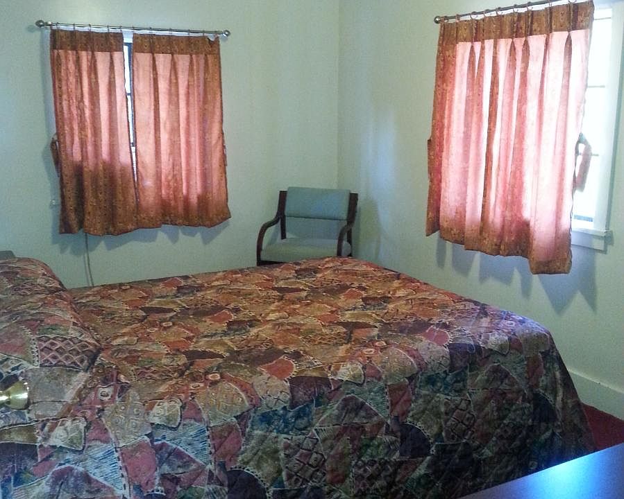 905 E Chocolate Ave Hershey PA Zillow