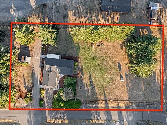 4th image of 18311 40th Avenue E