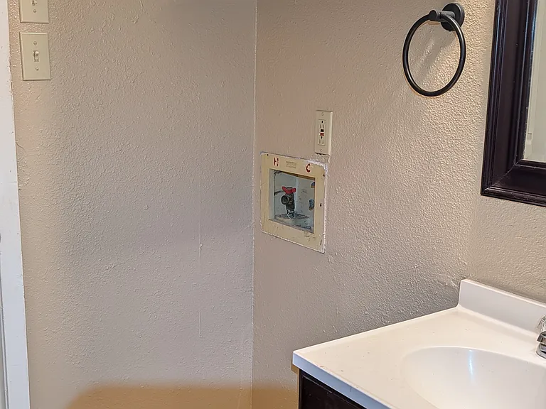 11231 Belair Dr #1 — Photo 3
