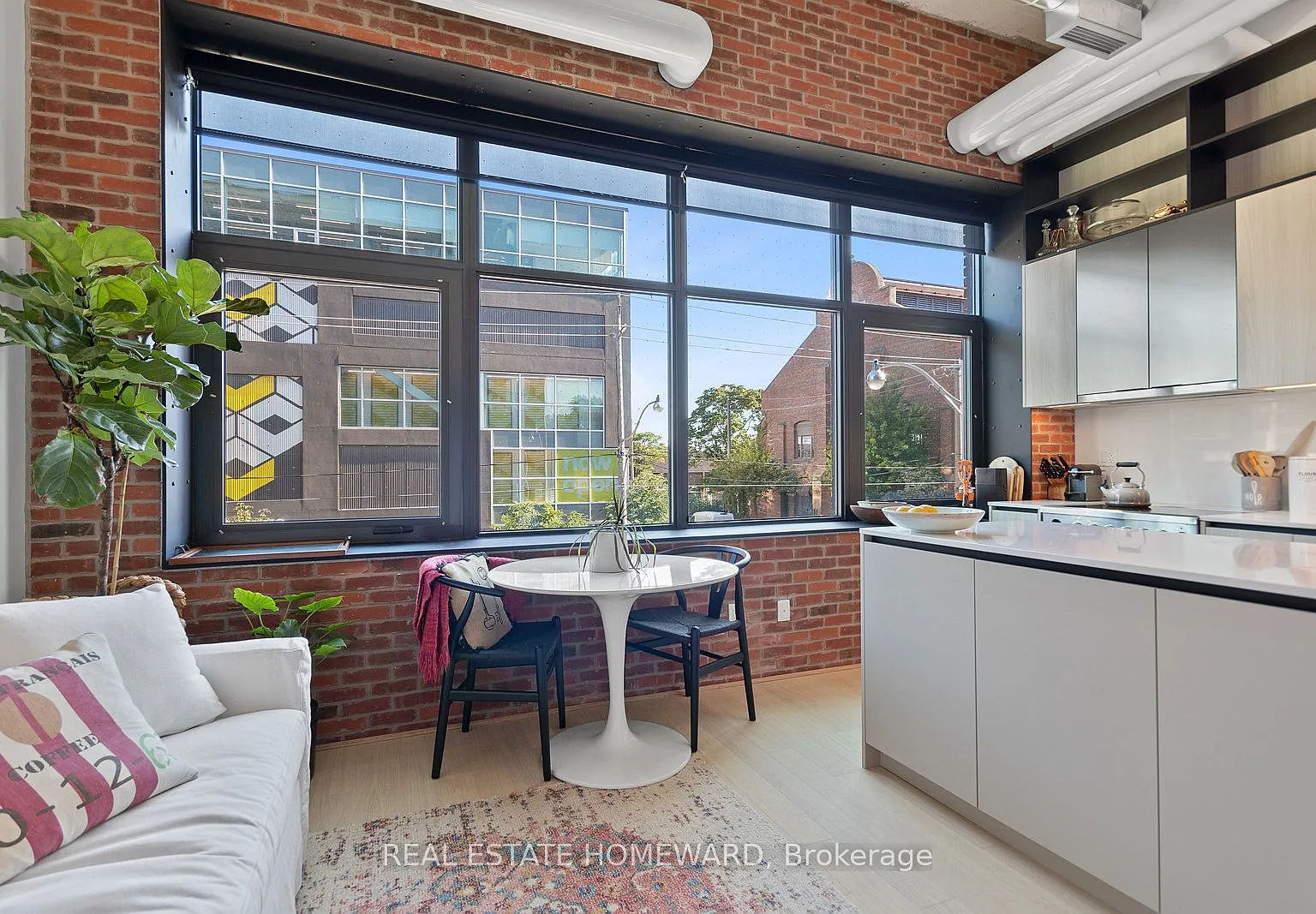 2 bed, $5,500 — Photo 1