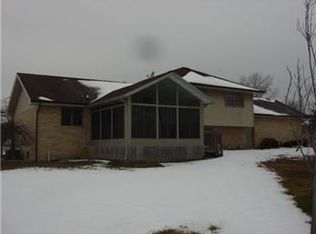 5256 Harcourt St, Tinley Park, IL 60452