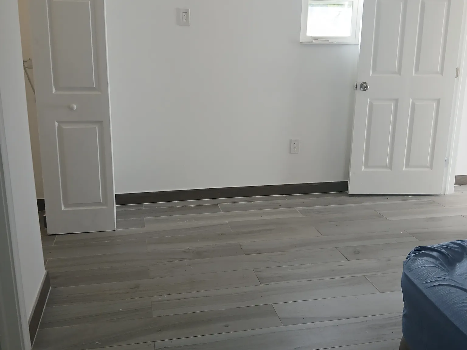 1 bed, 988 sqft, $900 — Photo 3