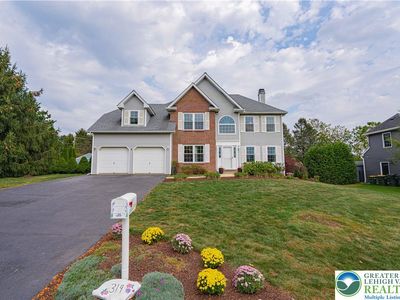 319 Hopewell Dr, Allentown, PA, 18104