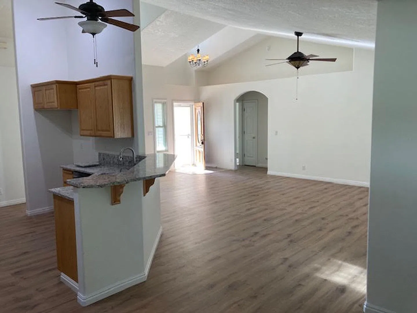 3 bedroom in Meridian — Photo 4