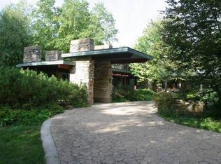 0N197 Schneider Rd, Elburn, IL 60119