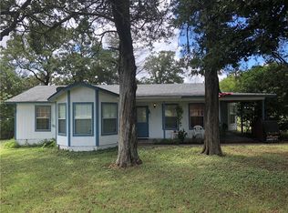 223 Indian Oak Dr, Bastrop, TX 78602