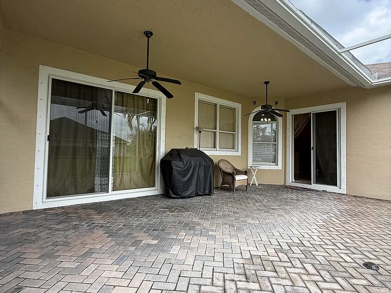 408 N Key Lime Sq SW — Photo 29